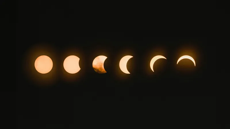 占星術の月回帰で考える現実予測:28日間のリズムを読み解く
